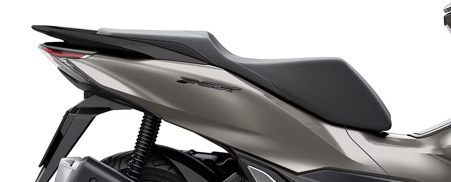 Honda vừa chính thức giới thiệu phiên bản mới của mẫu xe tay ga PCX 2024 Honda PCX 2024 2.jpg