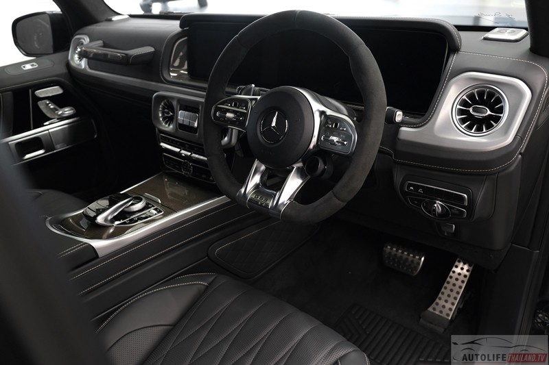 Chiêm ngưỡng Mercedes-AMG G 63 Grand Edition: Giới hạn 1.000 chiếc, giá quy đổi 16 tỷ đồng g63-grand-edition-035-1.jpg