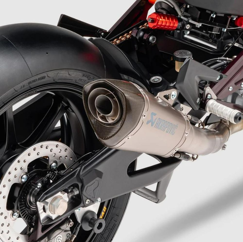 KTM RC 8C 2024 ra mắt, mô tô phiên bản giới hạn có giá bán hơn 41.000 USD KTM RC 8C 2024 2.jpg