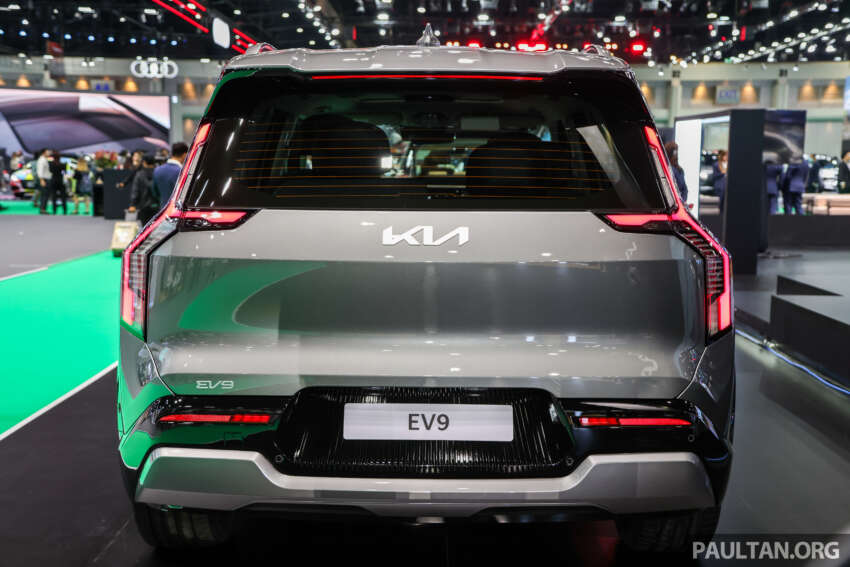 Xem hình ảnh thực tế của Kia EV9: Mẫu SUV điện 3 hàng ghế, chạy được 680 km/lần sạc bims-2024-kia-ev9-4-850x567.jpg