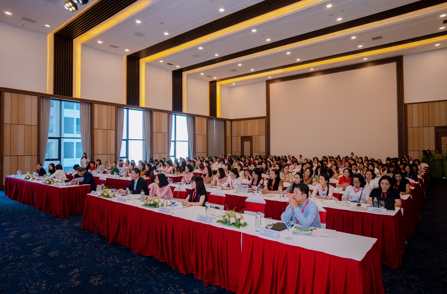 Honda Việt Nam tổ chức Hội nghị tổng kết chương trình “Tôi yêu Việt Nam” trong cấp học mầm non giai đoạn 2020-2024 13-toan-canh-hoi-nghi-tong-ket-chuong-trinh-toi-yeu-viet-nam-cap-hoc-mam-non-giai-doan-2020-2024.JPG