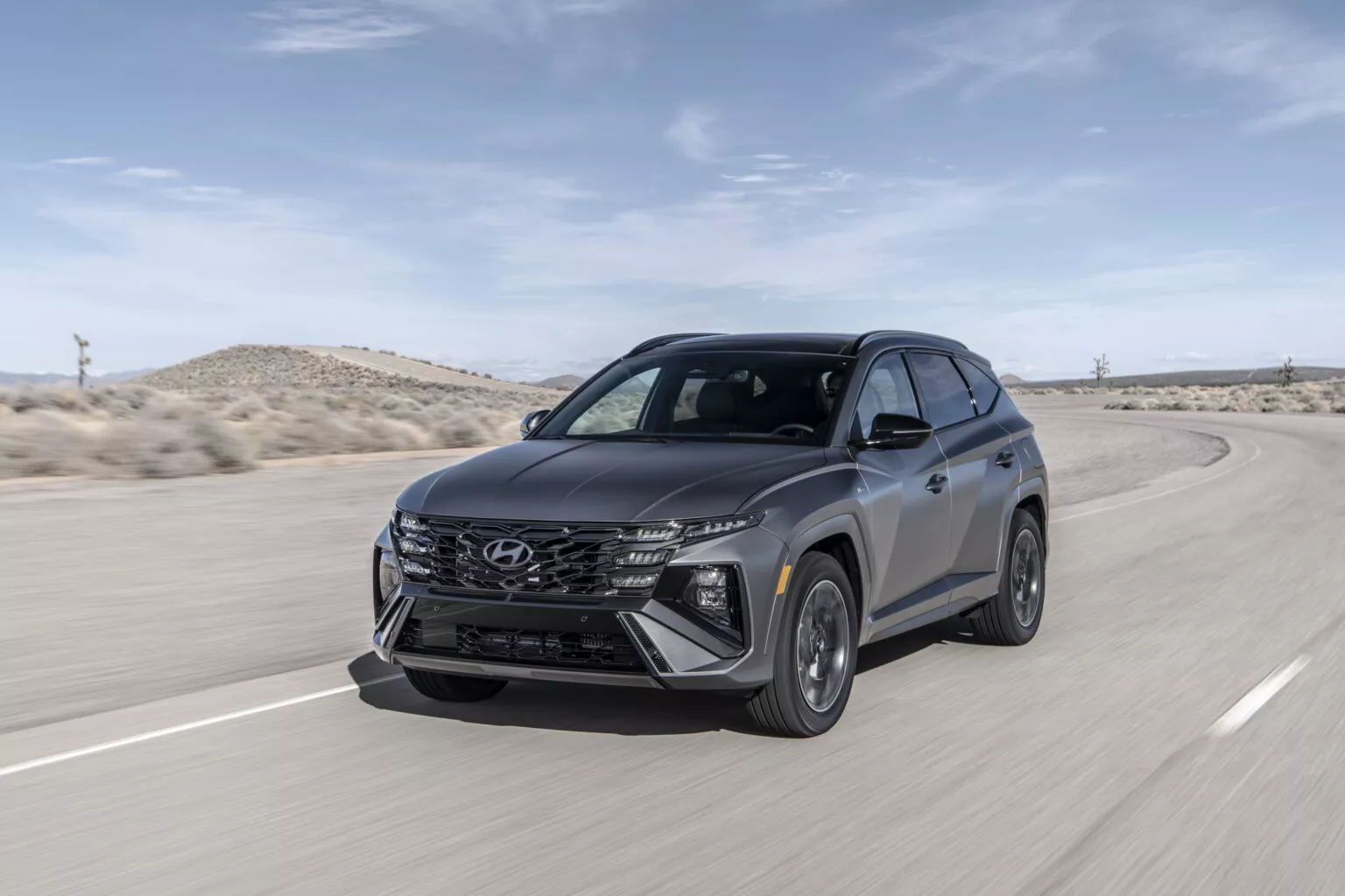 Hyundai Tucson 2025 phiên bản Mỹ ra mắt: Diện mạo sắc sảo, nội thất ấn tượng 2025-hyundai-tucson-n-line-9-1536x1024.webp