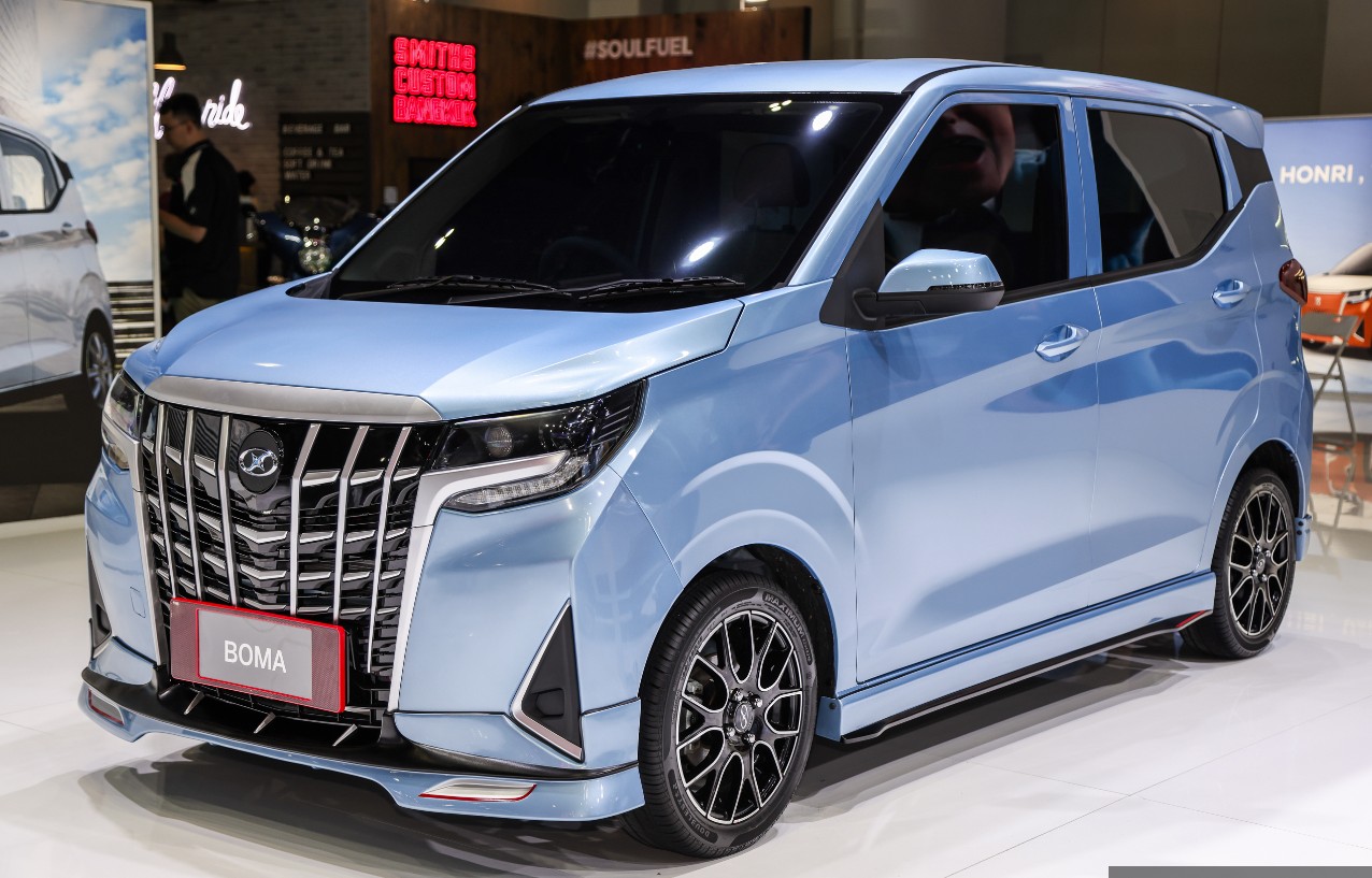 Honri Boma EV: ‘Tiểu Toyota Alphard’, giá quy đổi 340 triệu đồng