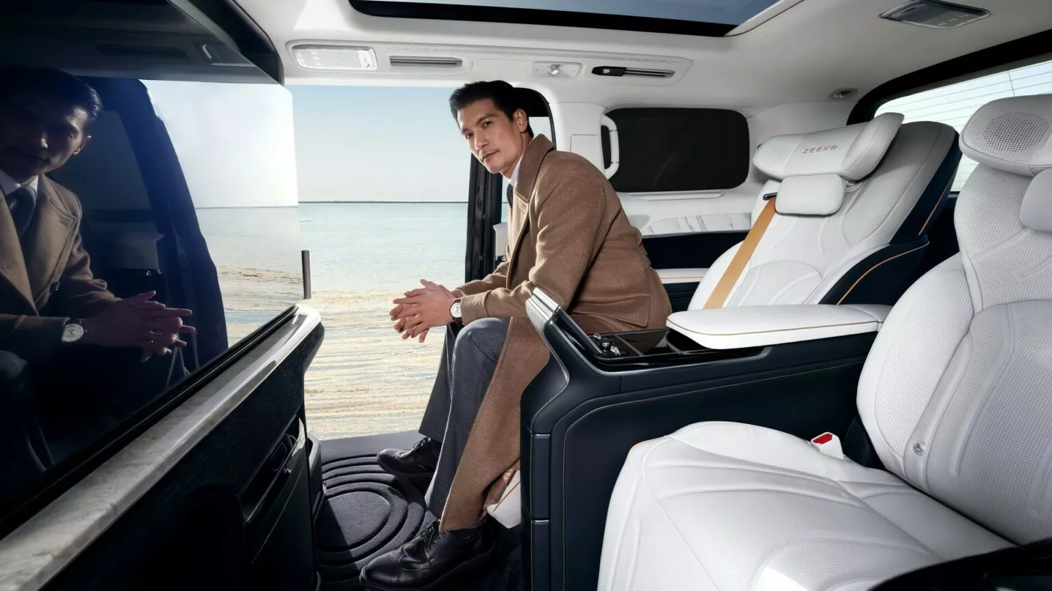 Zeekr 009 Grand ra mắt: ‘Minivan Rolls-Royce' của Trung Quốc zeekr-009-grand-419-16-1536x864.webp