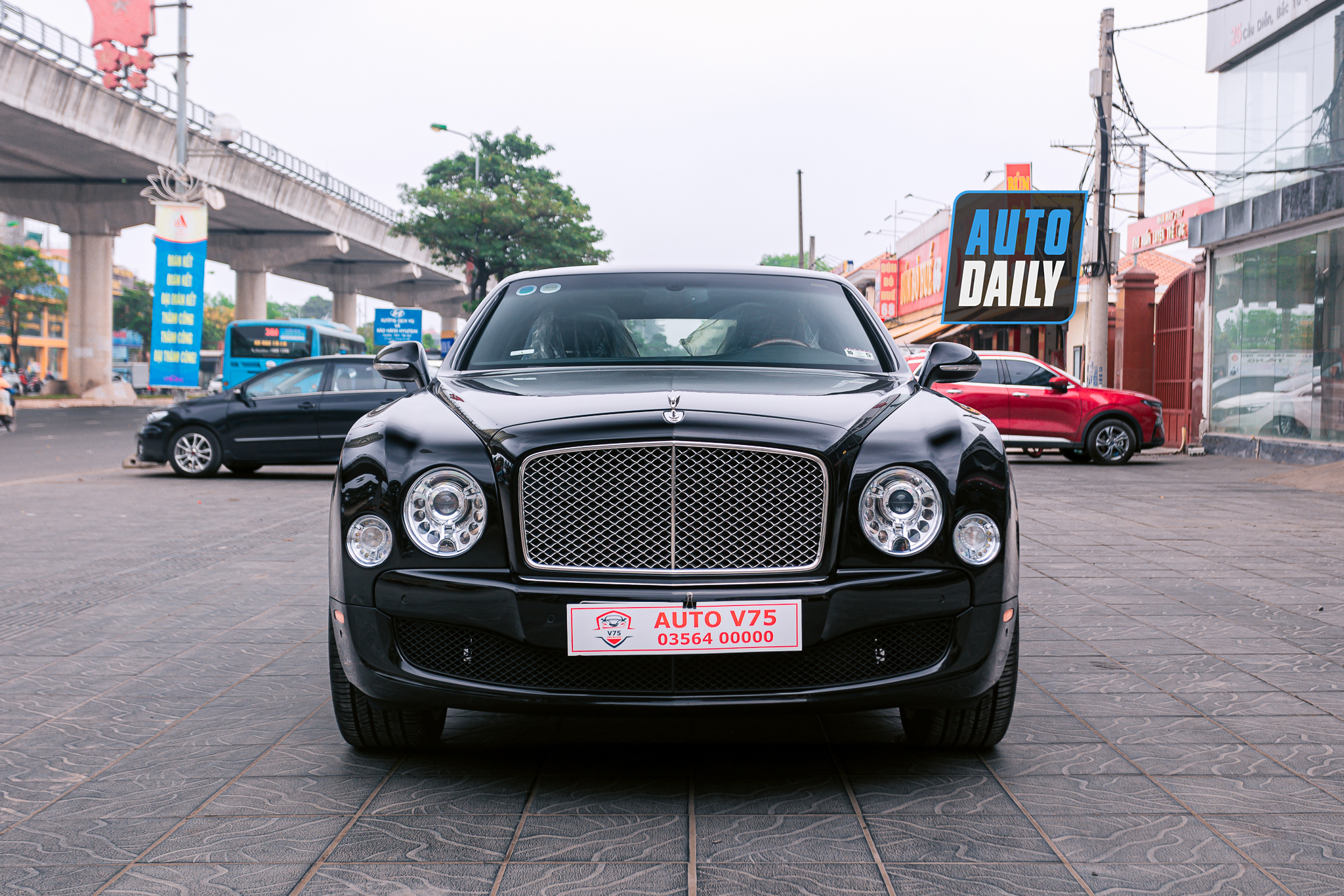 Bentley Mulsanne duy nhất Việt Nam rao bán, rẻ ngang S 450 Maybach đập hộp bentley-mulsanne-le-mans-autodaily-3.JPG
