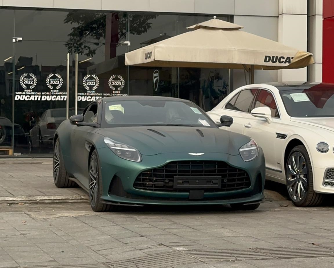 Aston Martin DB12 về Việt Nam, siêu xe mạnh hơn cả Lamborghini Huracan aston-martin-db12-autodaily-1.jpg
