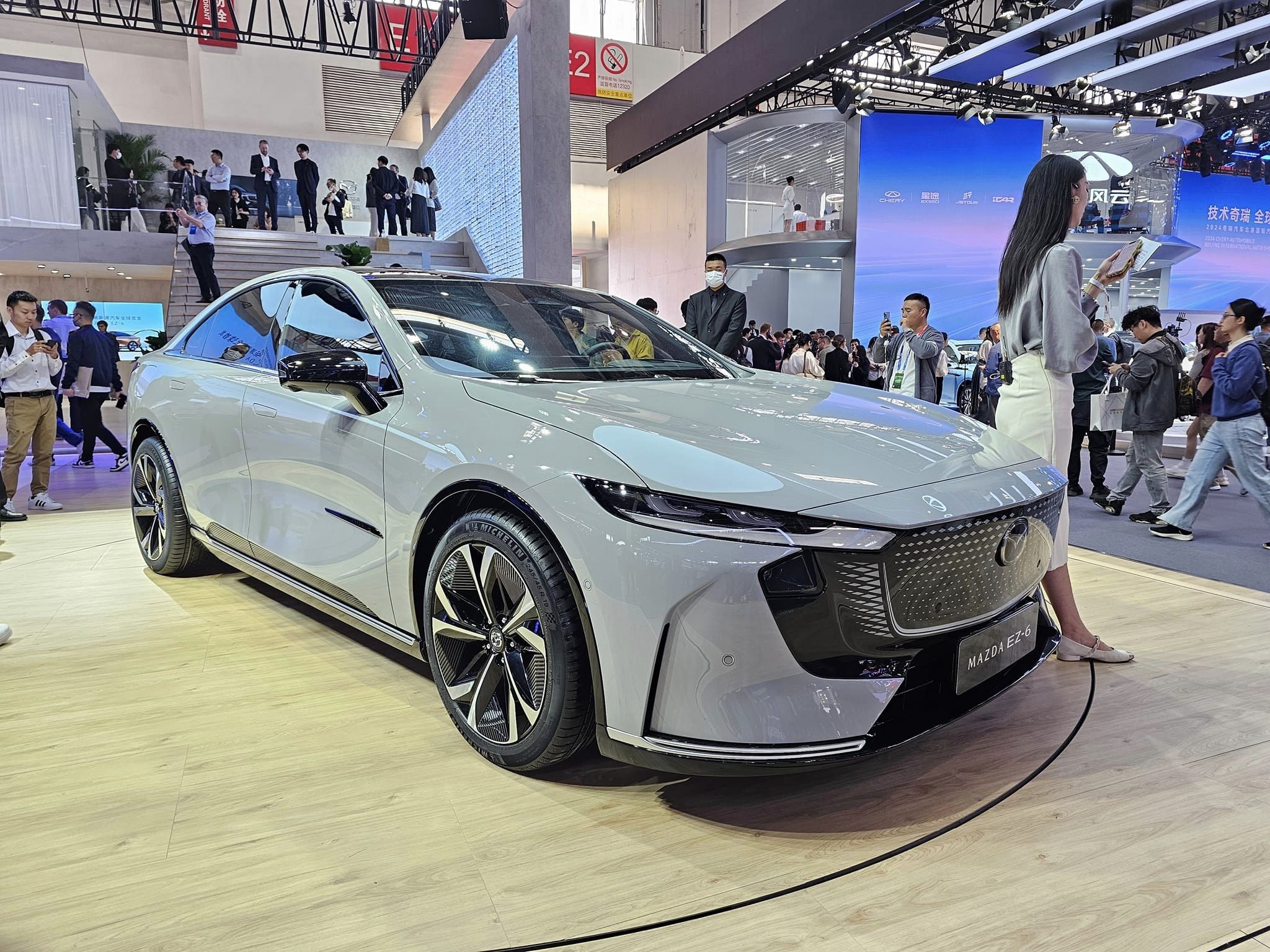 Bắc Kinh 2024: Mazda EZ-6 chính thức trình làng, hậu duệ của Mazda6 mazda-ez-6-3.jpg