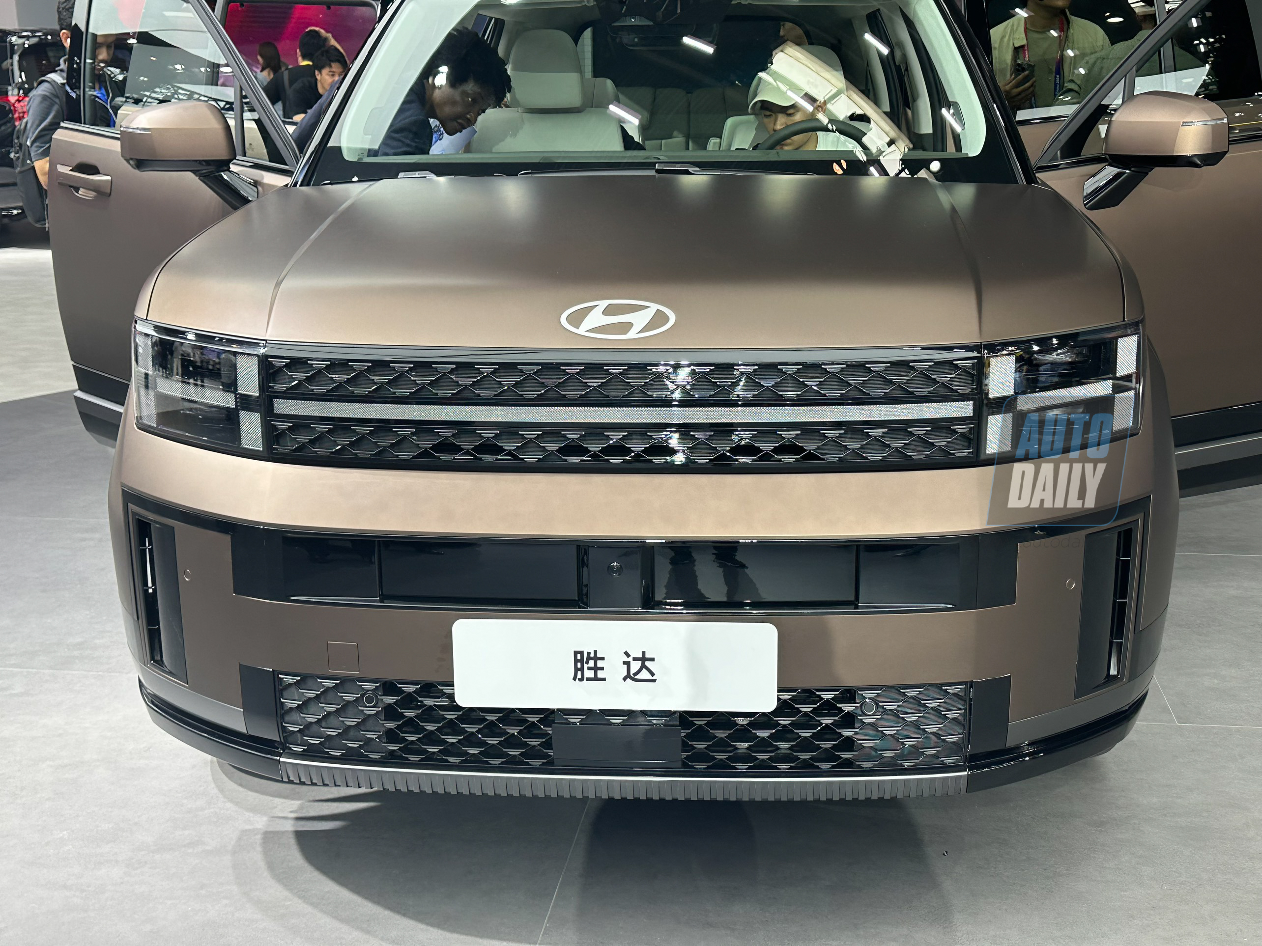 Soi cận cảnh Hyundai Santa Fe 2024 đời mới tại Trung Quốc, chờ về Việt Nam hyundai-santa-fe-2024-7.jpg
