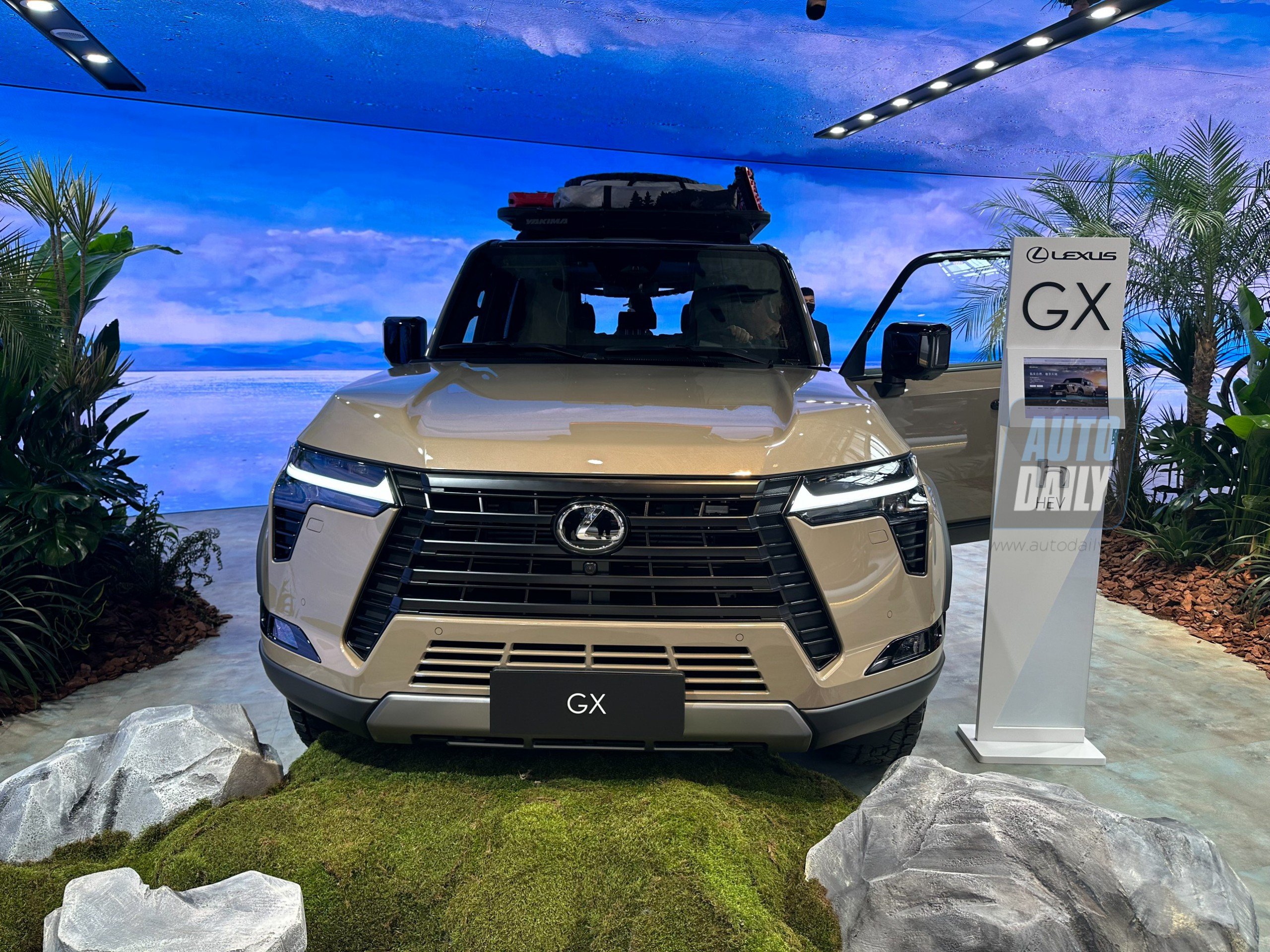 Soi chi tiết Lexus GX 2024 thế hệ mới tại Bắc Kinh, về Việt Nam sẽ rất hot lexus-gx-2024-18.jpg