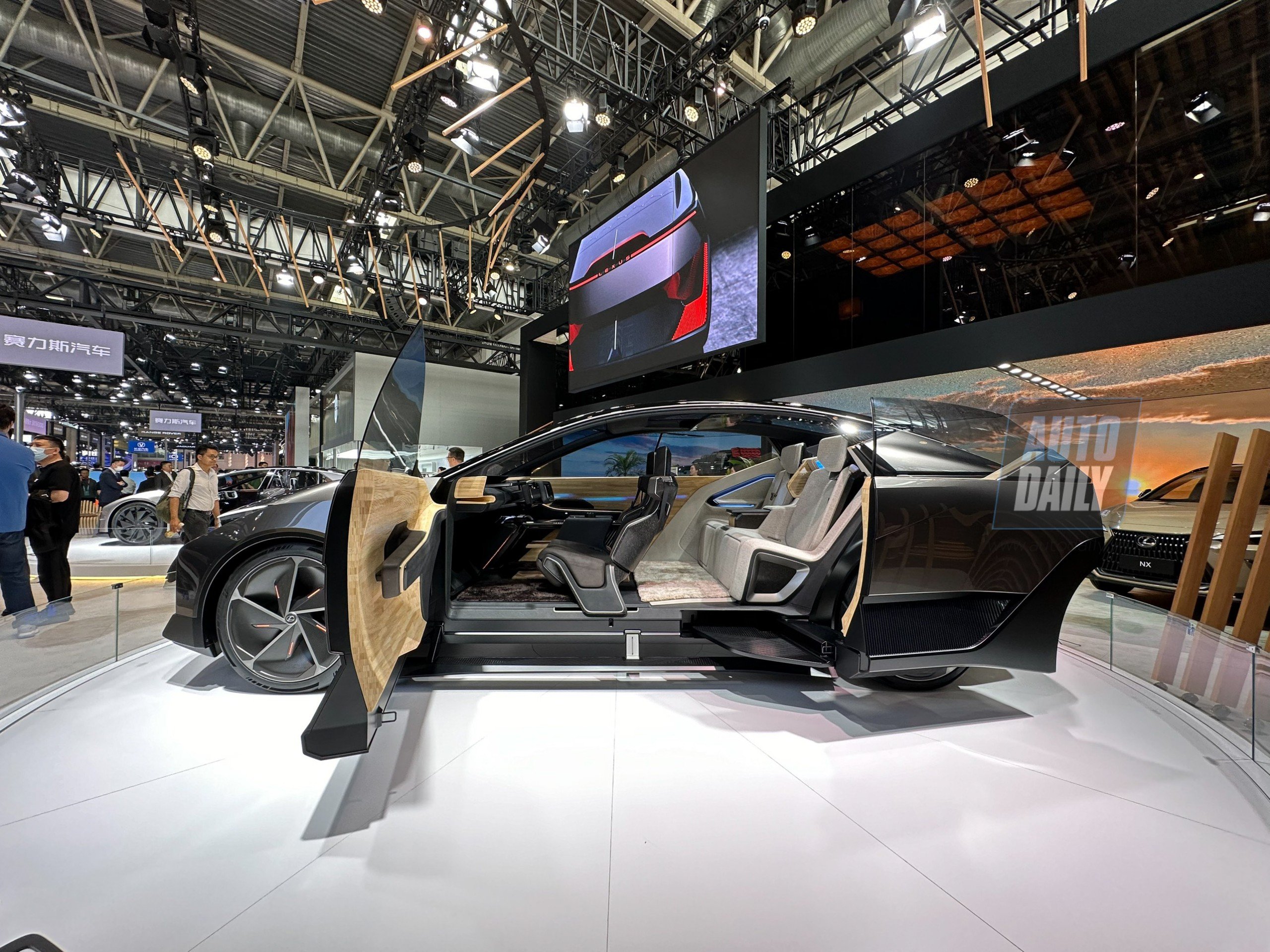 Sờ tận tay Lexus LF-ZL concept: Mẫu SUV điện đầu bảng trong tương lai của Lexus lexus-lf-zl-3.jpg