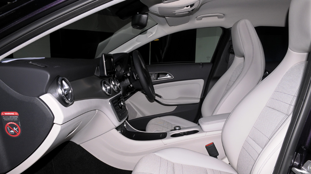 MBFC Caravan, ngày 7: Đến thăm Đại lý Mercedes-Benz Star Flag tại Bangkok mercedes-caravan-vietnam-campuchia-thailand-ngay-7 (15).jpg