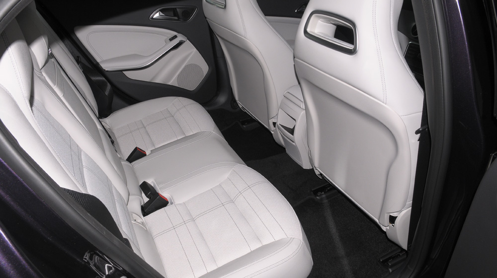 MBFC Caravan, ngày 7: Đến thăm Đại lý Mercedes-Benz Star Flag tại Bangkok mercedes-caravan-vietnam-campuchia-thailand-ngay-7 (19).jpg