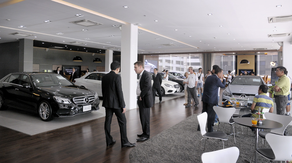 MBFC Caravan, ngày 7: Đến thăm Đại lý Mercedes-Benz Star Flag tại Bangkok mercedes-caravan-vietnam-campuchia-thailand-ngay-7 (37).jpg