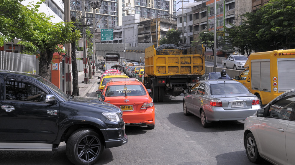 MBFC Caravan, ngày 7: Đến thăm Đại lý Mercedes-Benz Star Flag tại Bangkok mercedes-caravan-vietnam-campuchia-thailand-ngay-7 (4).jpg