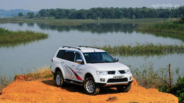 Mitsubishi Pajero Sport Ultimate – Chinh phục những đỉnh cao Autodaily_ParejoSport_ngoaithat (26).jpg