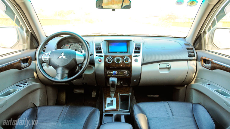 Mitsubishi Pajero Sport Ultimate – Chinh phục những đỉnh cao Autodaily_ParejoSport_noithat (9).jpg