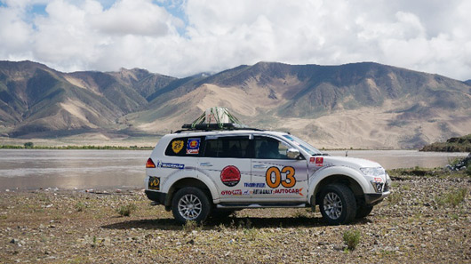 Mitsubishi Pajero Sport Ultimate – Chinh phục những đỉnh cao Pajero-Sport-Everest-19.jpg