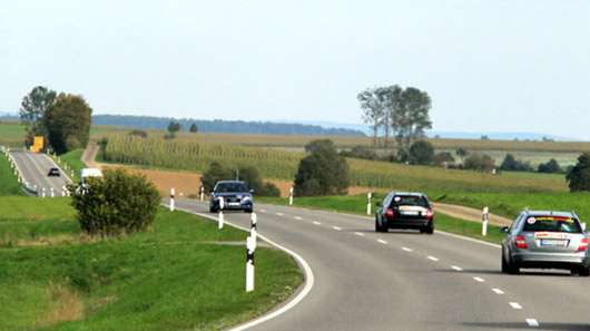 Tự lái xe ngắm cảnh thiên đường ở châu Âu tu-lai-1-5925-1387251872.jpg