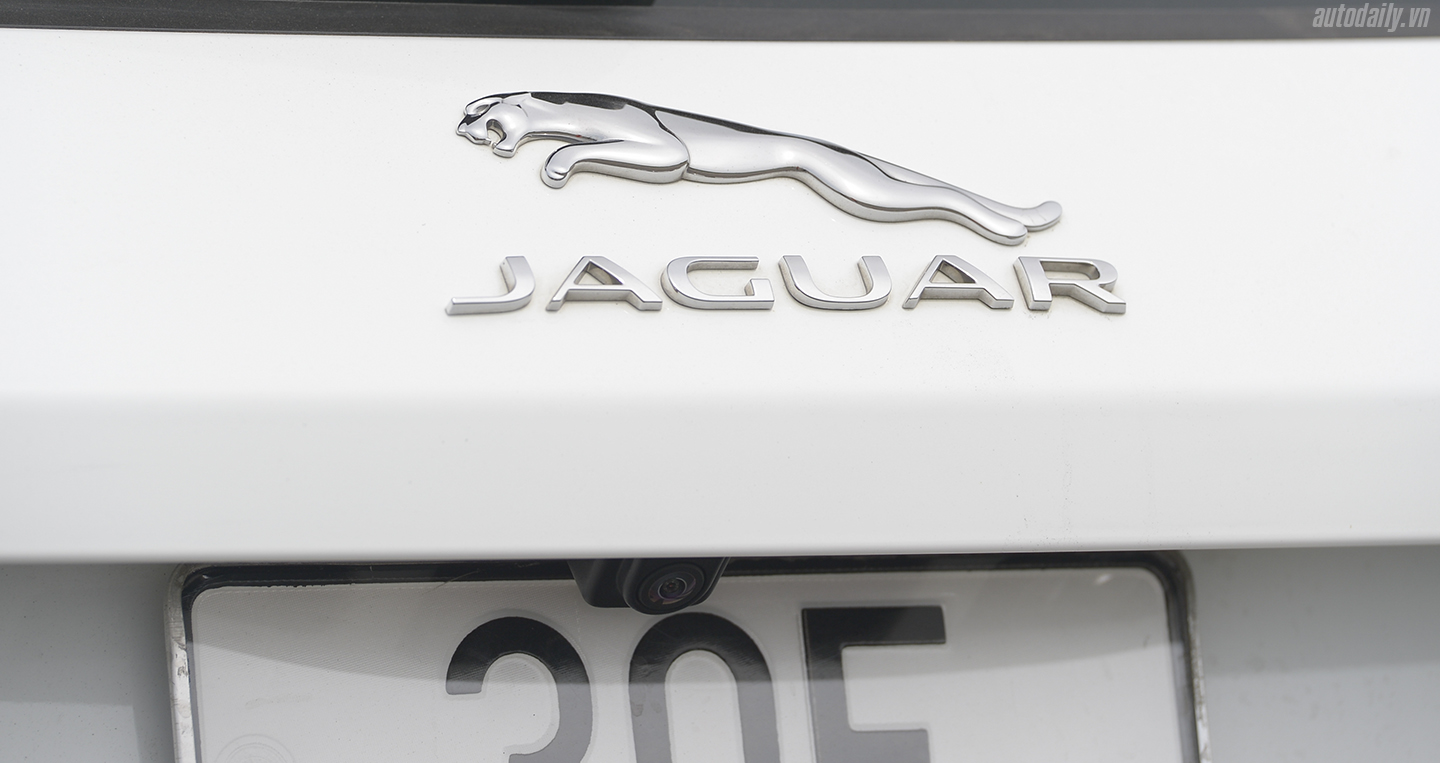 Ảnh chi tiết Jaguar F-Pace