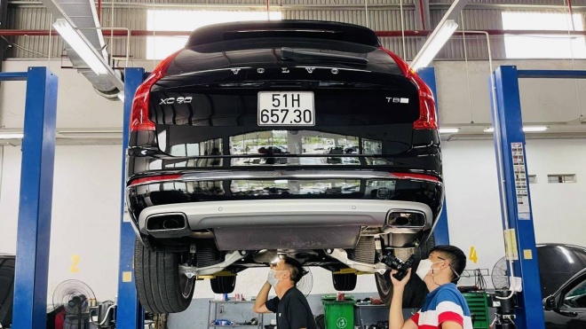 SOI GẦM Volvo XC90 T8 Excellence