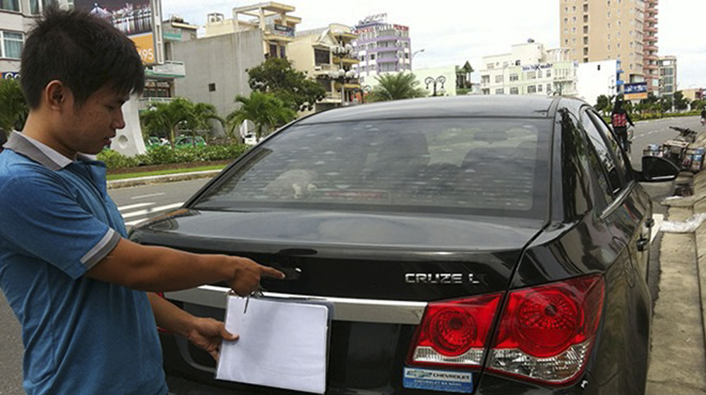 Chiếc ôtô và cái thói “ăn cắp vặt” của người Việt tai_1.jpg