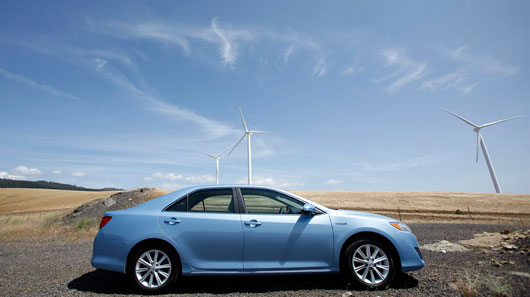 Toyota Camry và nhiệm vụ “Waku-doki” toyota-san-sang-dua-lai-cam-hung-Camry-3.jpg