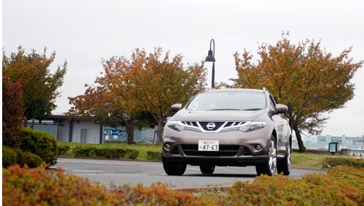 Vì sao Nissan Murano 2012 lại hấp dẫn khách hàng? - 1