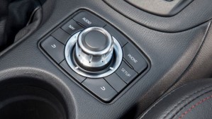 Mazda-CX-5_2013_800x600_wallpaper_ab