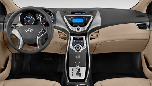 Hyundai Elantra vs Chevrolet Cruze: Ngang sức ngang tài - 3