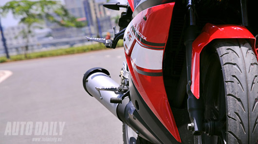 Phoenix R125 - Xe thể thao cho giới trẻ phoenix-r125