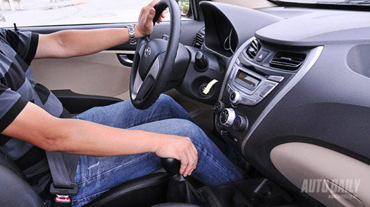 Hyundai Eon Dashboard Interior Picture | CarKhabri.com