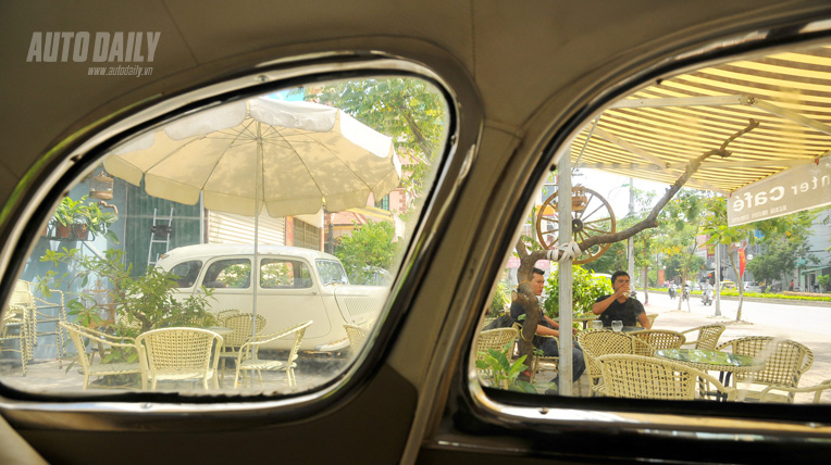 Classic Car Café