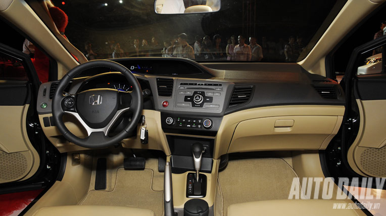 Honda Civic thế hệ mới ra mắt