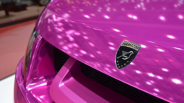 Range Rover màu hồng - quà tặng “độc” cho phái đẹp