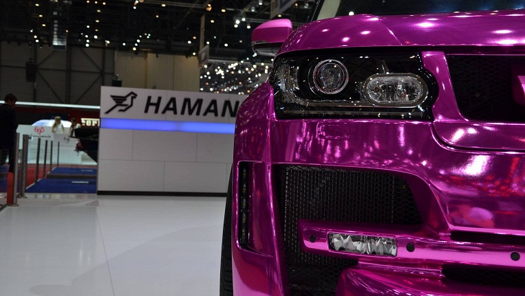 Range Rover màu hồng - quà tặng “độc” cho phái đẹp