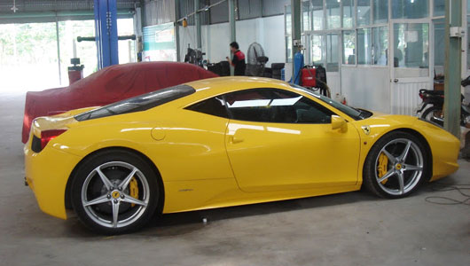 Dòng xe hơi thể thao Ferrari 488 Spider  Người kế nhiệm