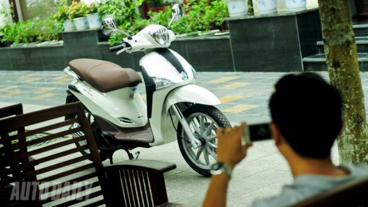 Đánh giá Honda SH Mode và Piaggio Liberty 3V ie piaggio-liberty-3v-ie