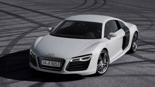 950x638xAudi-R8-V10-FL-09-950x638.jpg.pagespeed.ic.xyXOZAeIV6