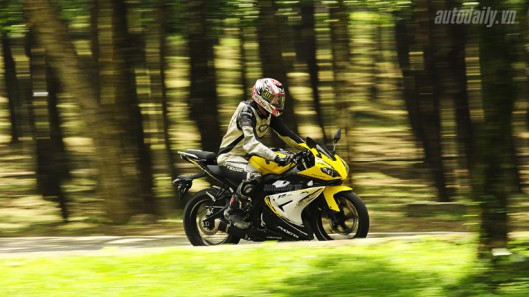 Phoenix R125 2013 – Giải bài toán khó phoenix-r125-2013