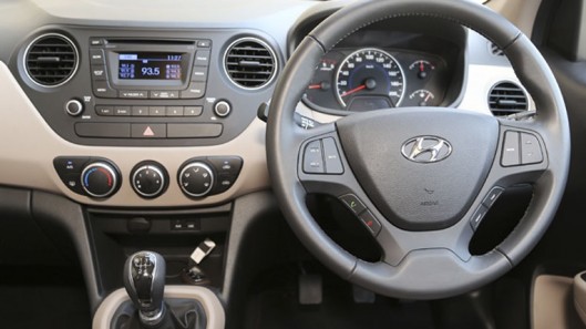 Đánh giá xe nhỏ, tiết kiệm Hyundai Grand i10 Hyundai Grand i10